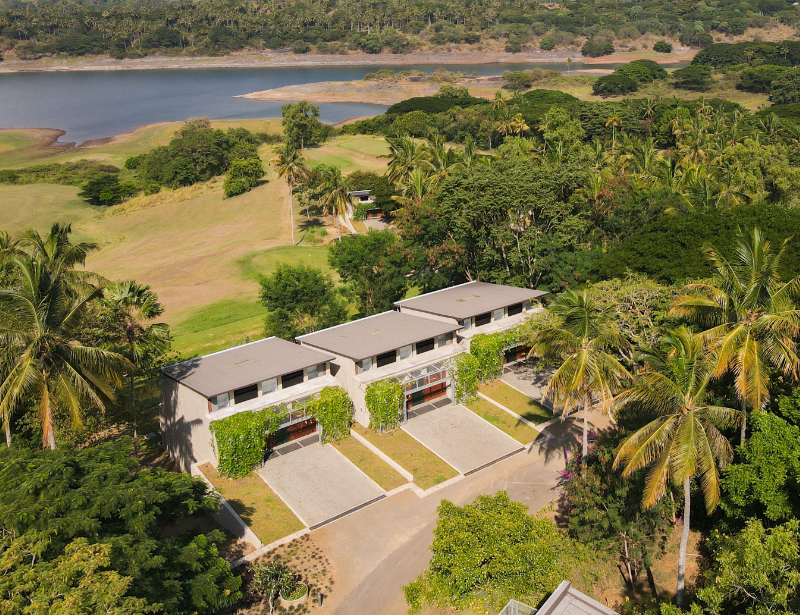 Sunrise Ridge Villa Exterior Aeriel with water